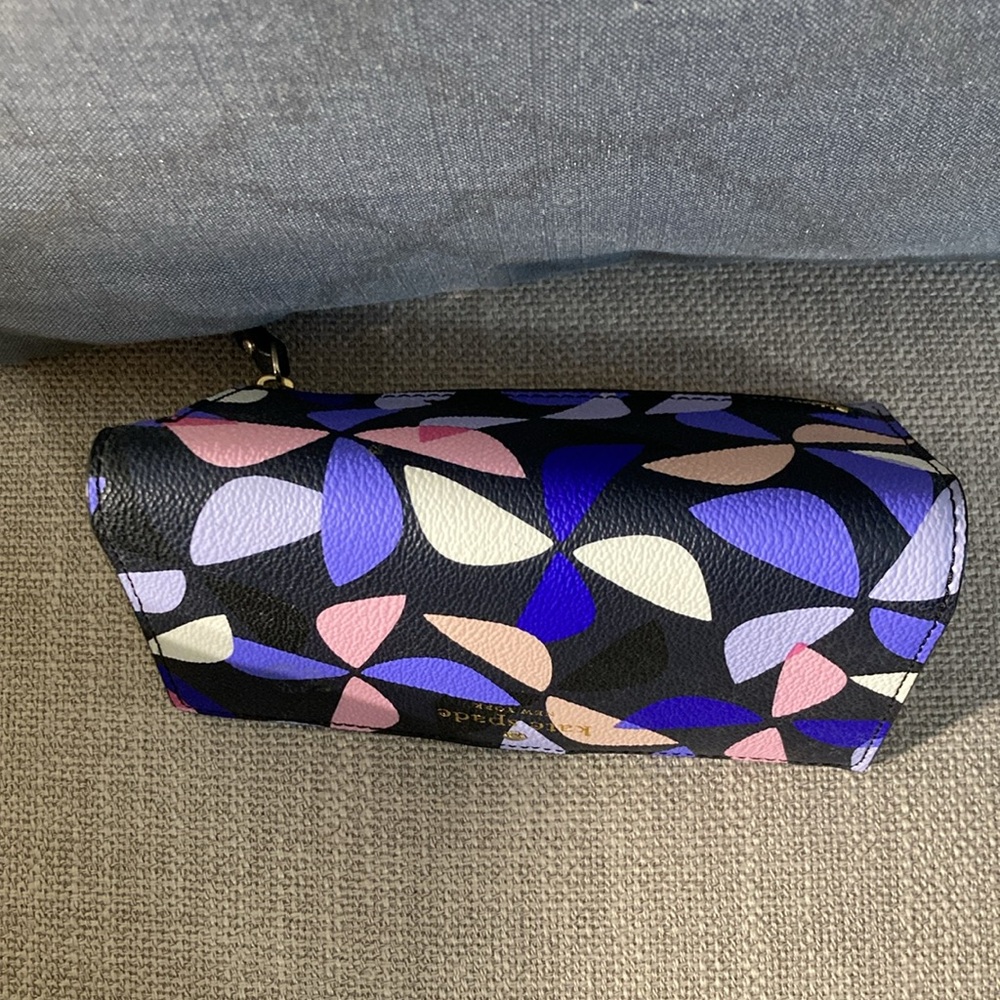 Kate Spade Floral Slim Wallet - Picture 3 of 6
